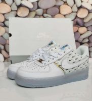 Лот: 23451272. Фото: 2. Кроссовки Nike air force. Женская обувь