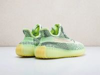 Лот: 15330323. Фото: 3. Кроссовки Adidas Yeezy 350 Boost... Одежда, обувь, галантерея