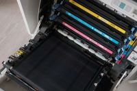 Лот: 10028649. Фото: 4. Принтер лазерный HP Color LaserJet... Красноярск