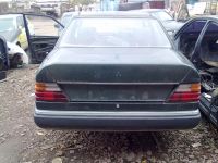 Лот: 3170195. Фото: 7. мерседес w124 в разборе, есть...