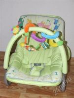 Лот: 677551. Фото: 3. Шезлонг-качалка Happy baby. Красноярск