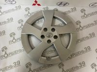 Лот: 18163051. Фото: 2. Колпак колеса Toyota prius ZVW30... Шины, Диски