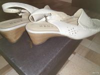 Лот: 9718644. Фото: 2. Перламутровые туфли босоножки... Женская обувь