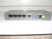 Лот: 933074. Фото: 2. Хаб acorp hu5d 5-port 10/100Mbps... Сетевые устройства