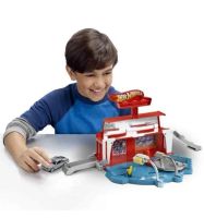 Лот: 11895062. Фото: 2. Игровой набор Hot Wheels Автомойка. Игрушки