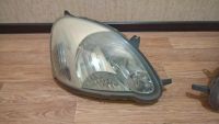 Лот: 9938497. Фото: 2. Фары Toyota Vitz scp-10, scp-13... Автозапчасти