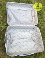 Лот: 14467652. Фото: 6. Неубиваемый серебристый чемодан...