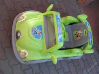 Лот: 2757722. Фото: 2. Детский электромобиль с пультом. Детский транспорт