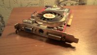 Лот: 6743130. Фото: 2. Видеокарта AGP ATI Radeon X800... Комплектующие