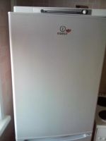 Лот: 9941754. Фото: 5. Холодильник Indesit 193 литра...