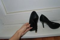 Лот: 8792042. Фото: 3. Черные туфли - размер 37 (на 38... Одежда, обувь, галантерея