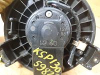 Лот: 19008075. Фото: 4. Мотор печки Toyota Vitz KSP130... Красноярск