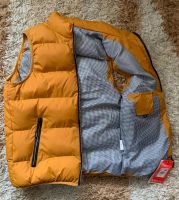 Лот: 25603514. Фото: 2. Жилетка. Женская одежда