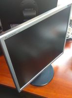 Лот: 17328965. Фото: 2. Монитор LG Flatron L1952S. Мониторы, проекторы