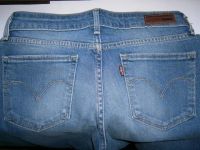 Лот: 15252499. Фото: 5. Женские джинсы Levis Demi Curve...