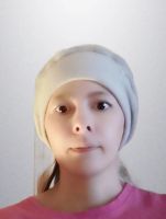 Лот: 20936705. Фото: 2. Шапка женская вязаная с вышивкой... Женская одежда