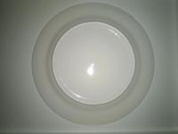 Лот: 19214486. Фото: 2. Тарелка с лопаткой для торта керамика. Посуда, кухонная утварь