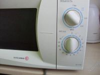 Лот: 1573448. Фото: 3. Микроволновка LG MS-1724W отл... Бытовая техника