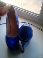 Лот: 13515756. Фото: 2. Туфли синие эффектные. Женская обувь