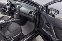 Лот: 23558980. Фото: 12. Toyota Avensis 2009