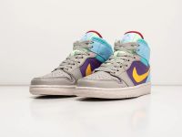 Лот: 24979560. Фото: 4. Кроссовки Nike Air Jordan 1 Mid. Красноярск