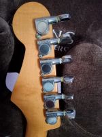 Лот: 19994263. Фото: 5. Мини (Travel) электрогитара Fender...