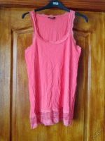 Лот: 5892899. Фото: 2. Две майки одним лотос 46-48 повторно... Женская одежда