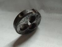 Лот: 19236346. Фото: 2. Плашка М4. Инструмент и расходные