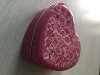 Лот: 17182619. Фото: 2. Шкатулка жестяная, в форме сердца. Сувениры