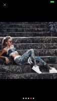 Лот: 9809786. Фото: 2. Спортивный костюм, леггинсы, топ. Женская одежда