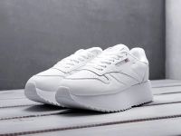 Лот: 16164035. Фото: 2. Кроссовки Reebok Classic Leather... Женская обувь