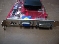 Лот: 10768894. Фото: 2. PCI-E видеокарта Radeon HD5550... Комплектующие