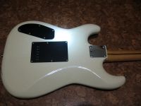 Лот: 10425628. Фото: 3. Fender Double Fat Strat. Музыкальные инструменты и оборудование