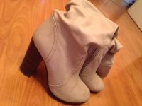 Лот: 4400917. Фото: 2. Сапожки кремового цвета забирайте. Женская обувь