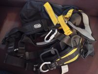 Лот: 17529255. Фото: 2. Обвязка Petzl Navaho Bod 1. Спортивные товары