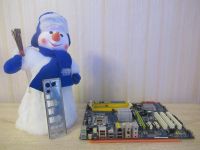 Лот: 15212080. Фото: 2. Материнская плата ASRock P43Twins1600... Комплектующие