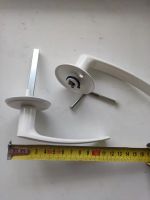 Лот: 25720809. Фото: 2. Ручка дверная белая. Двери, окна, фурнитура