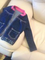 Лот: 6877893. Фото: 2. Ветровка джинсовая. Одежда и аксессуары