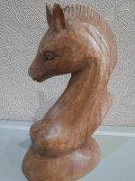 Лот: 19233016. Фото: 3. Фигурка лошади из дерева, 15 см. Сувениры, подарки