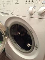 Лот: 12296775. Фото: 2. стиральную машинку Indesit wiun82. Крупная бытовая техника
