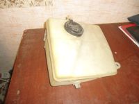 Лот: 3409124. Фото: 2. бачок омывателя Toyota Mark 2. Автозапчасти