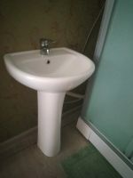 Лот: 25551579. Фото: 2. Раковина iddis + смеситель. Сантехника, водопровод