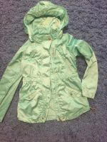 Лот: 8334249. Фото: 2. ветровка девочковая с кожаным... Одежда и аксессуары