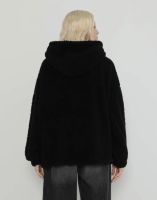 Лот: 24070181. Фото: 4. Чёрная куртка oversize из шерпы... Красноярск