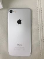 Лот: 10090301. Фото: 4. iPhone 7 128gb, silver