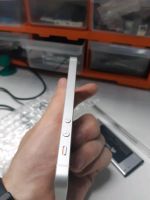 Лот: 12302110. Фото: 2. корпус iphone 5se белый в сборе... Запчасти, оборудование