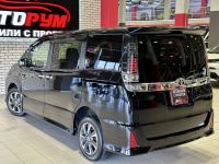 Лот: 20044725. Фото: 6. Toyota Voxy, III (R80) 2.0 CVT...