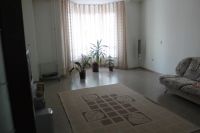 Лот: 3671222. Фото: 2. Трехкомнатная квартира на Алексеева... Продажа