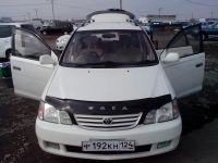 Лот: 3917050. Фото: 4. Toyota Gaia /Ipsum, 2000 год