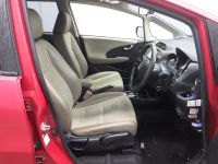 Лот: 25647724. Фото: 5. Honda Fit Shuttle 2013 г